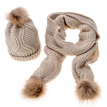 Premium-Winter warme Pom Pom gestrickte Mütze und Schal-Set